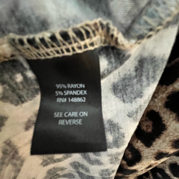 Torrid Super Soft Knits Animal Print T shirt Top - Picture 4 of 5